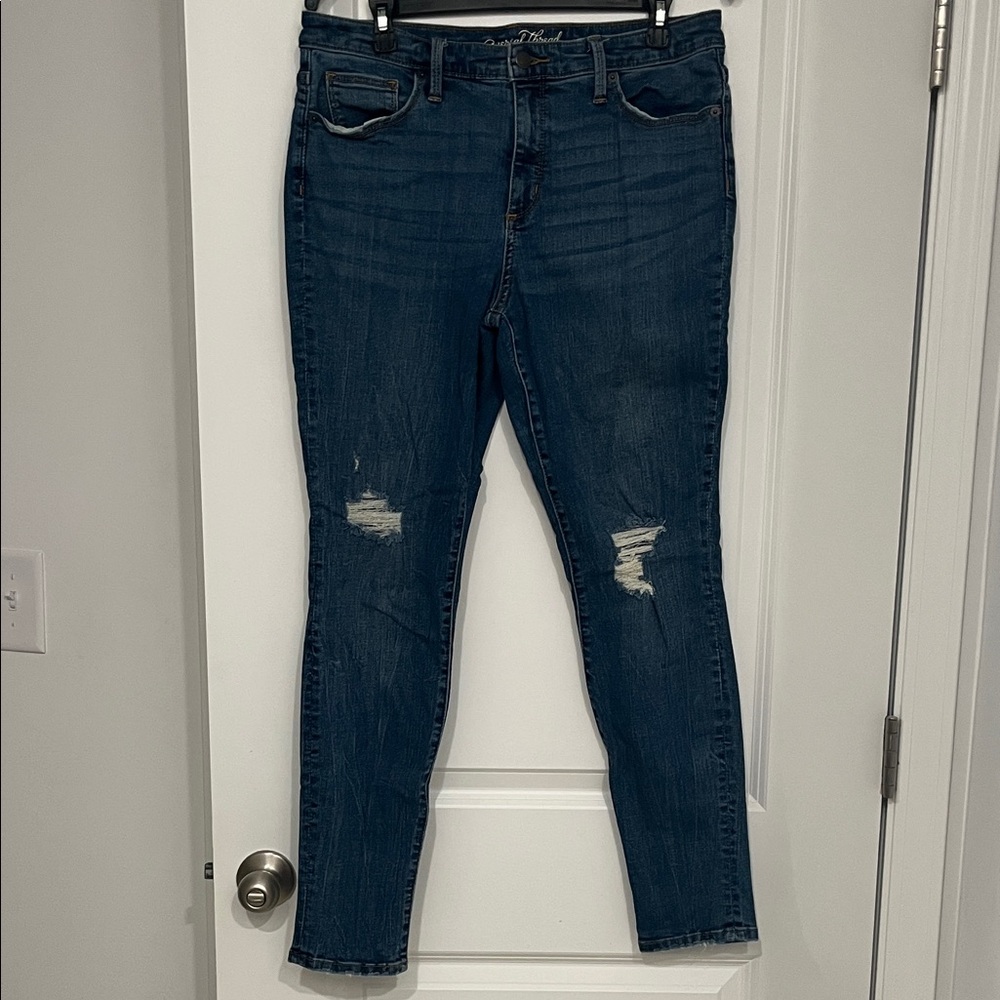 Universal Thread Dark Blue Skinny Jeans